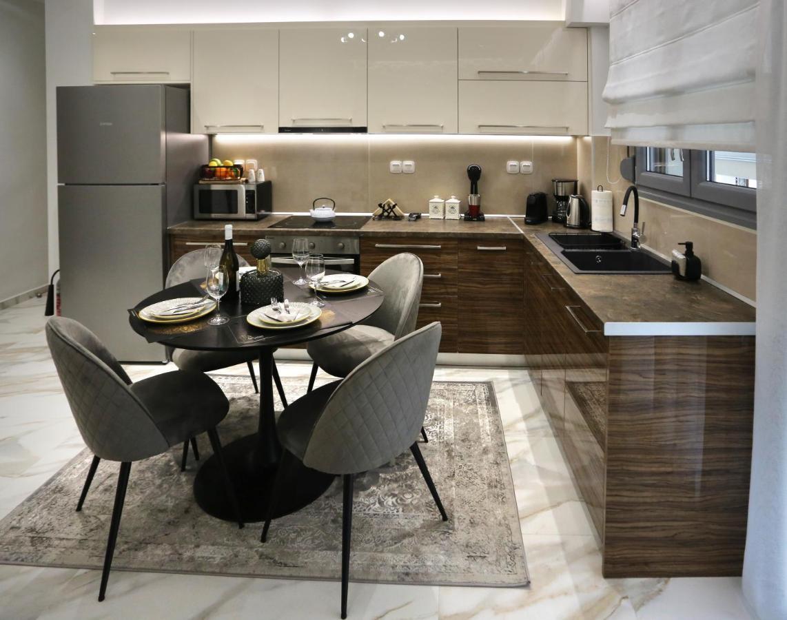 La Larissa Luxury Apartments Trekke Екстериор снимка