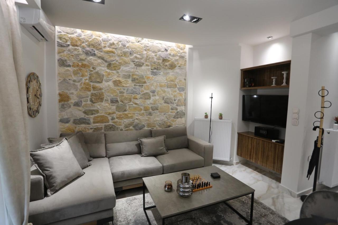 La Larissa Luxury Apartments Trekke Екстериор снимка