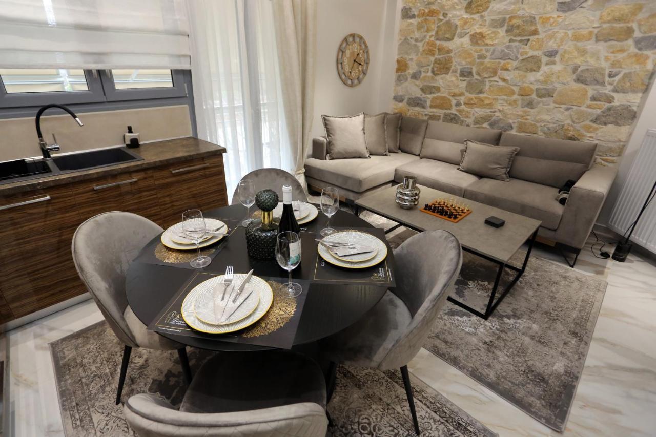 La Larissa Luxury Apartments Trekke Екстериор снимка