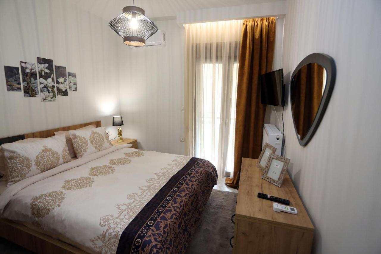 La Larissa Luxury Apartments Trekke Екстериор снимка
