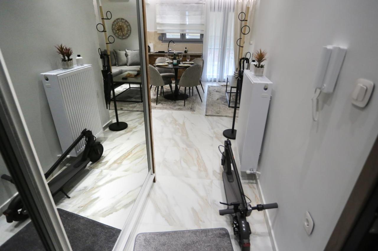 La Larissa Luxury Apartments Trekke Екстериор снимка