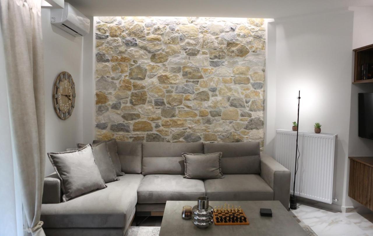 La Larissa Luxury Apartments Trekke Екстериор снимка