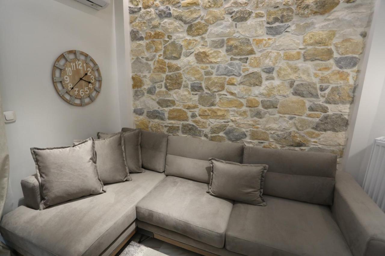 La Larissa Luxury Apartments Trekke Екстериор снимка