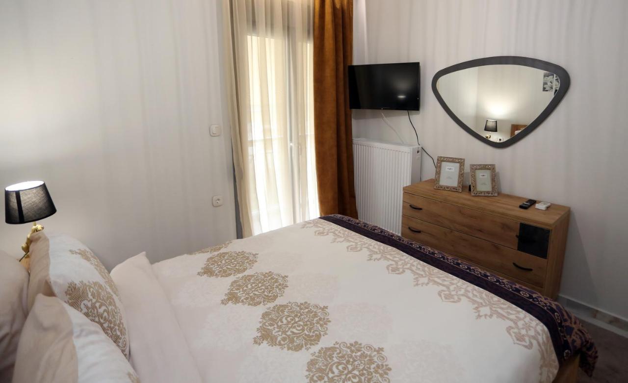 La Larissa Luxury Apartments Trekke Екстериор снимка